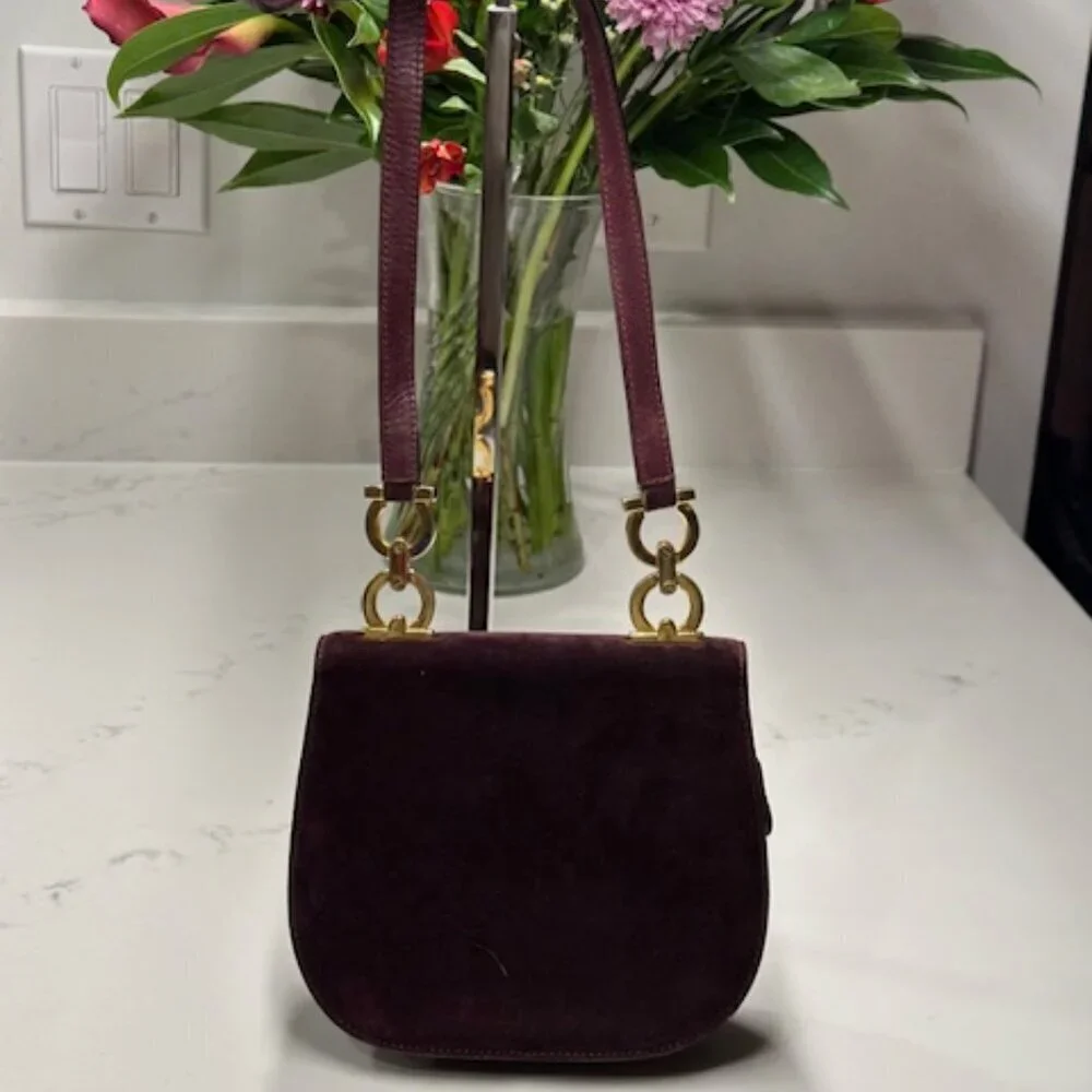 🔥🔥🔥Salvatore Ferragamo Suede Plum/Burgundy Color Crossbody/Shoulder Bag EUC!